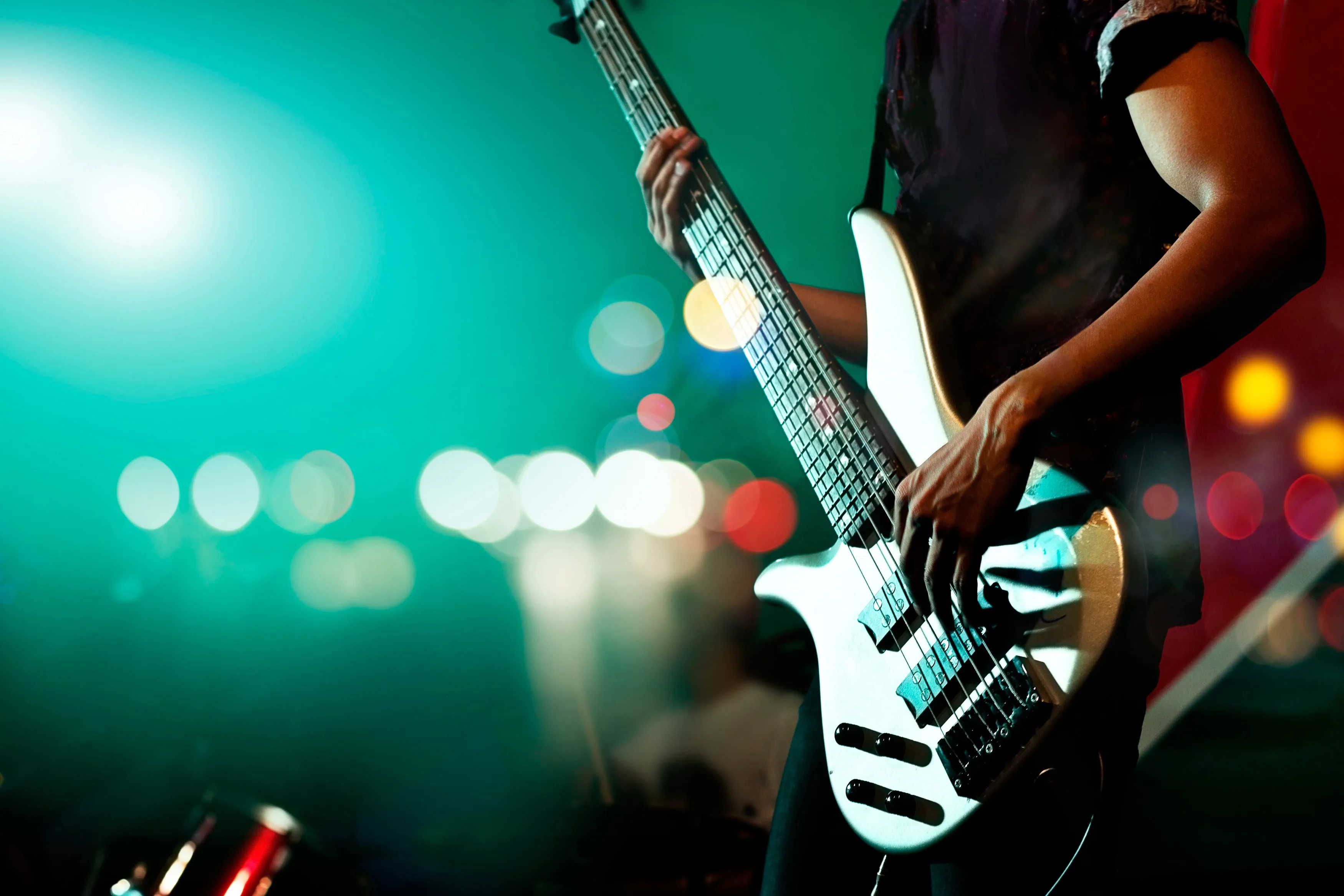 Афиша: Симфо-рок-шоу. Легенды русского и мирового рока в Томске 10 апреля 2026