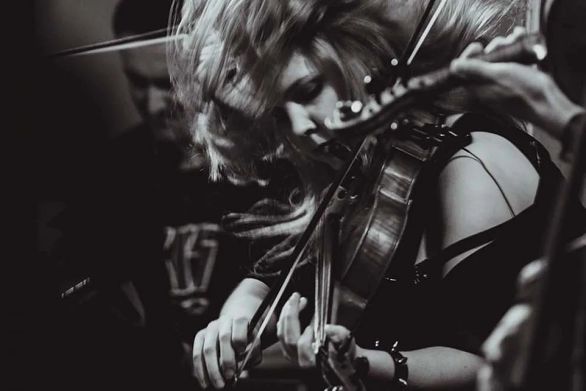 Афиша: Симфонические рок–хиты. Led Zeppelin, The Rolling Stones, Scorpions, Metallica, Nirvana в Москве 25 апреля 2026