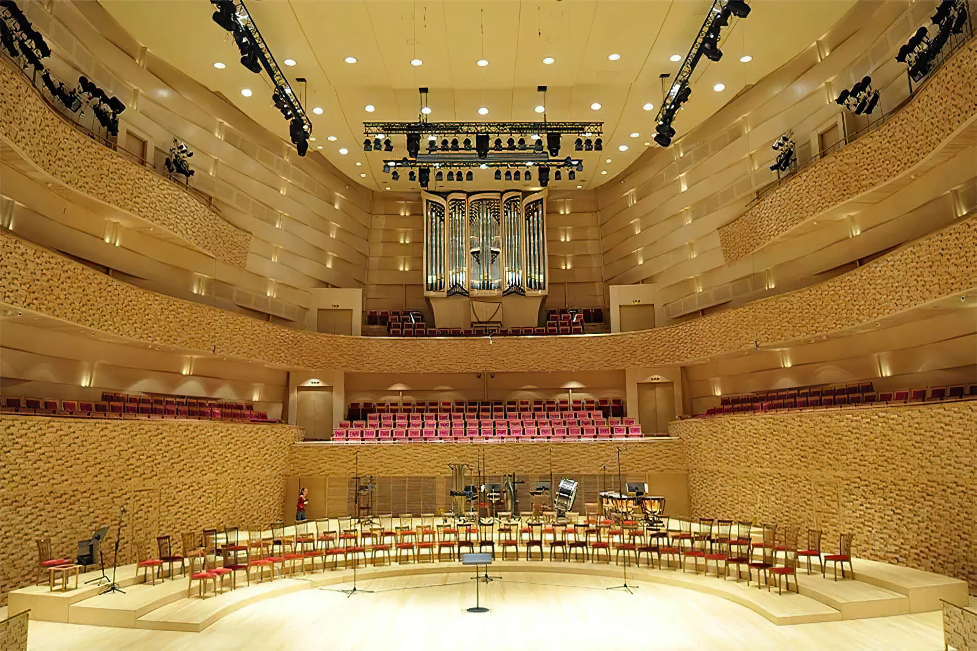 Афиша: Симфонический оркестр Мариинского театра в Санкт-Петербурге 7 апреля 2026