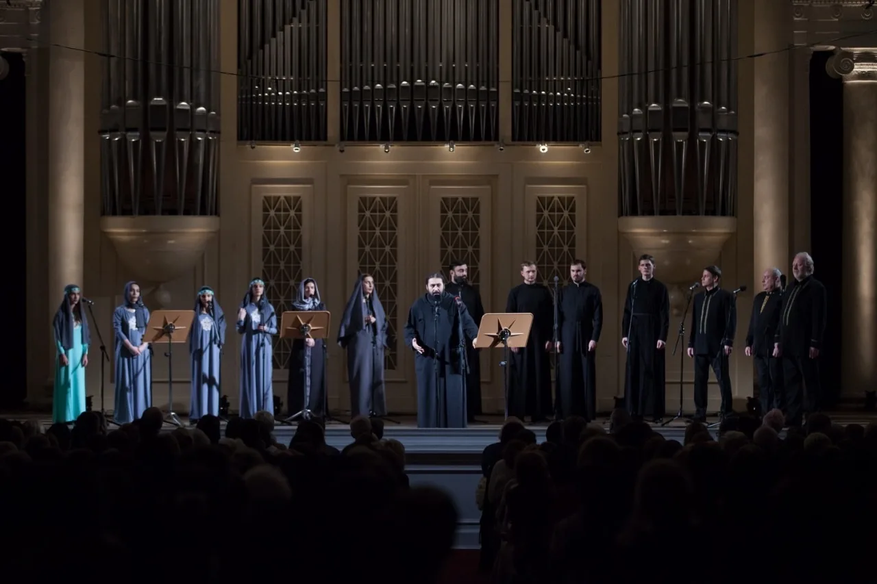 Афиша: Схиархимандрит Серафим Бит-Хариби и Хор монастыря тринадцати святых ассирийских отцов в Санкт-Петербурге 22 апреля 2026