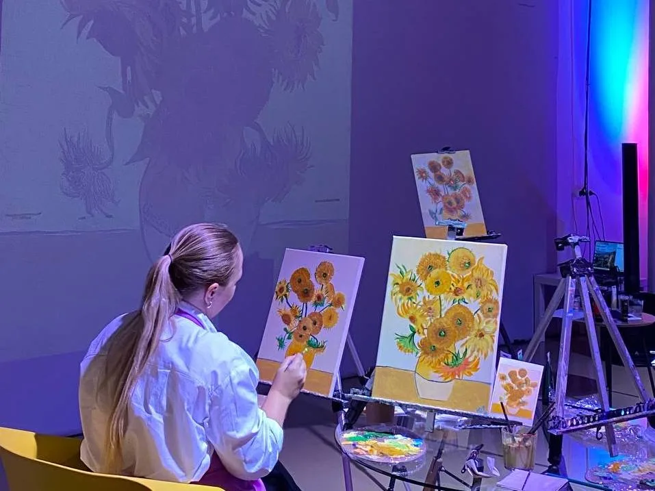 Афиша: Татьяна Воробьёва. Мастер-класс по живописи «Подсолнухи» в Москве 18 апреля 2026