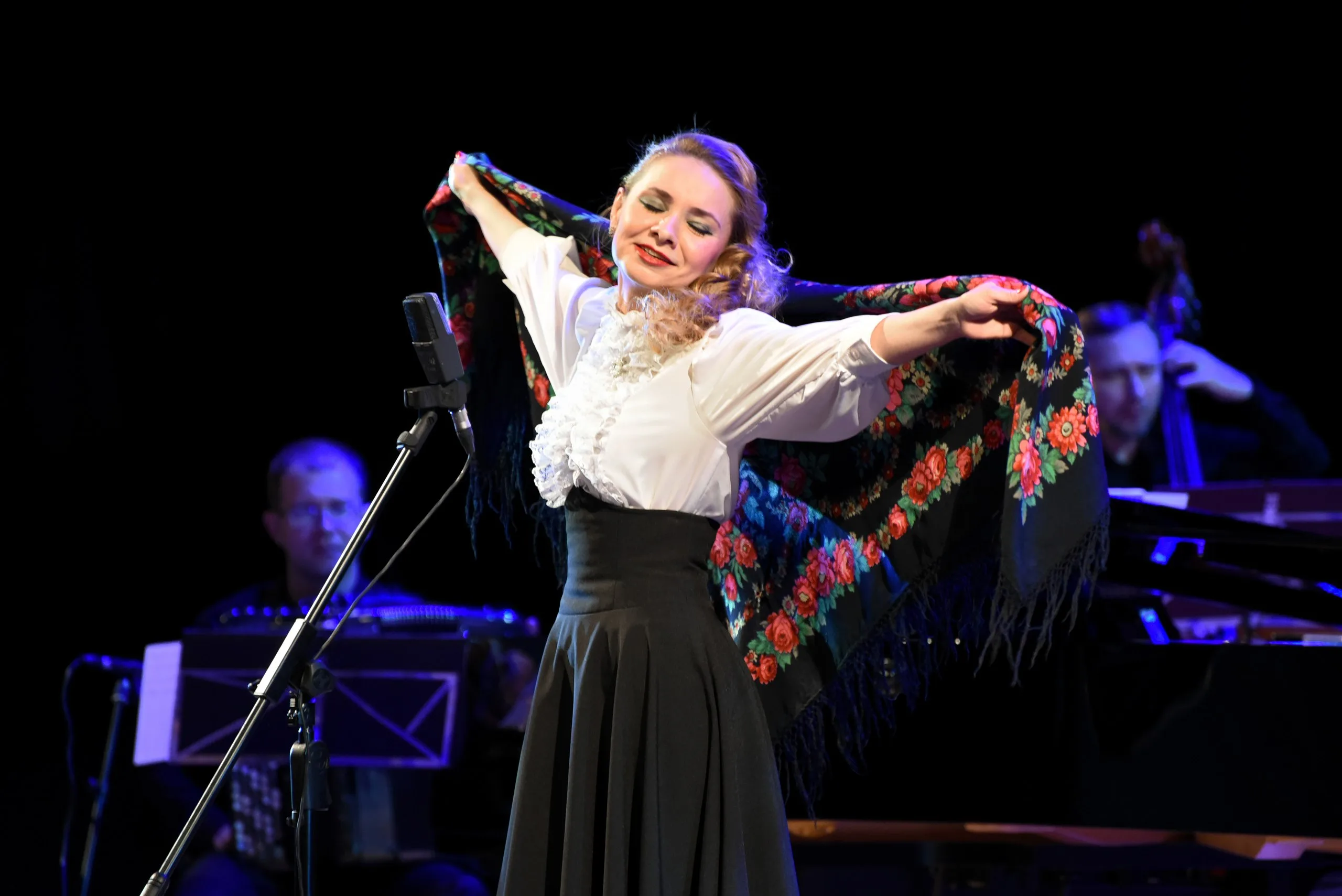 Афиша: Тёмно-вишнёвая шаль в Самаре 13 апреля 2026