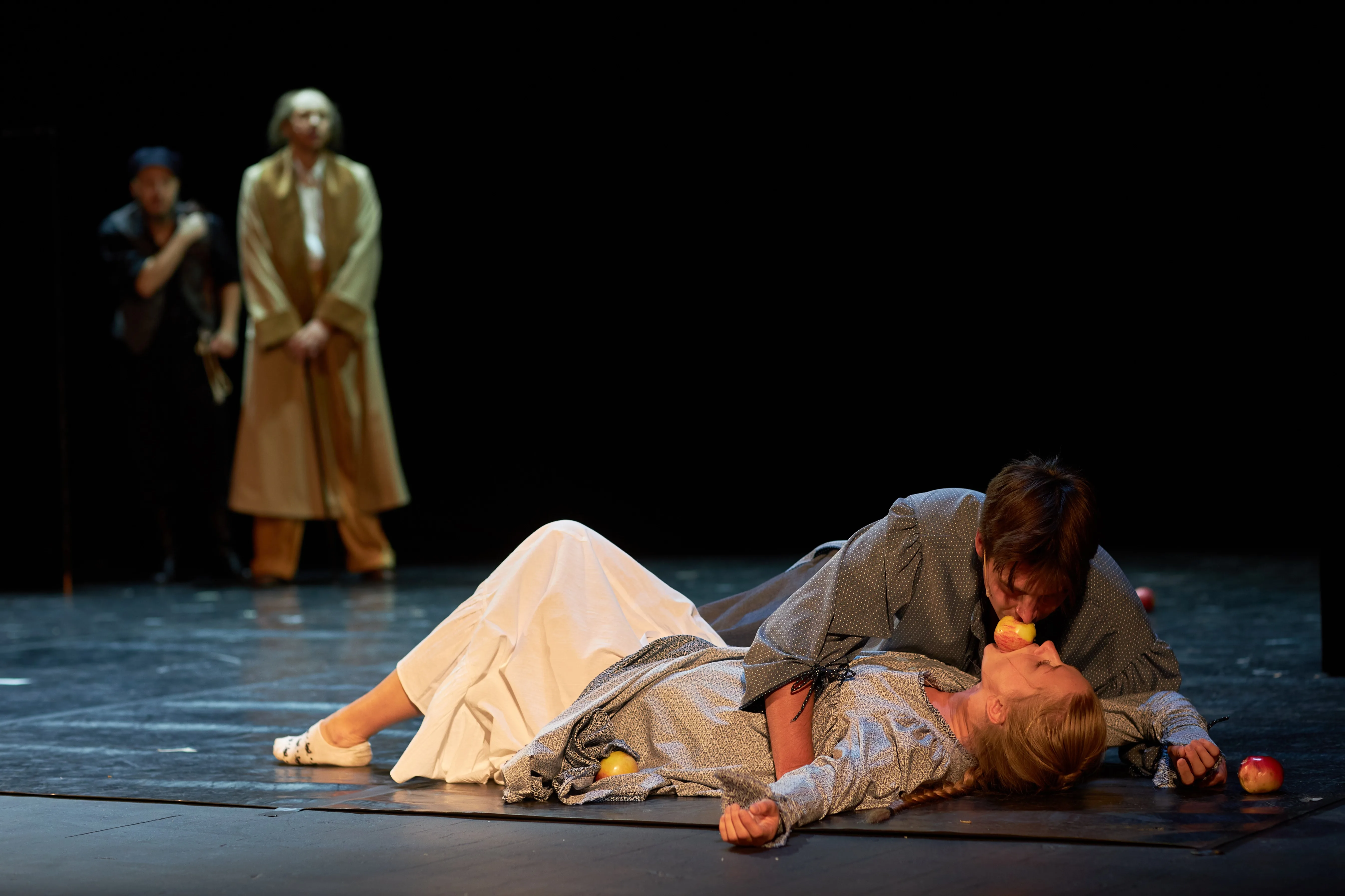 Афиша: Тёмные аллеи. Цикл «Метаморфозы» в Москве 22 апреля 2026