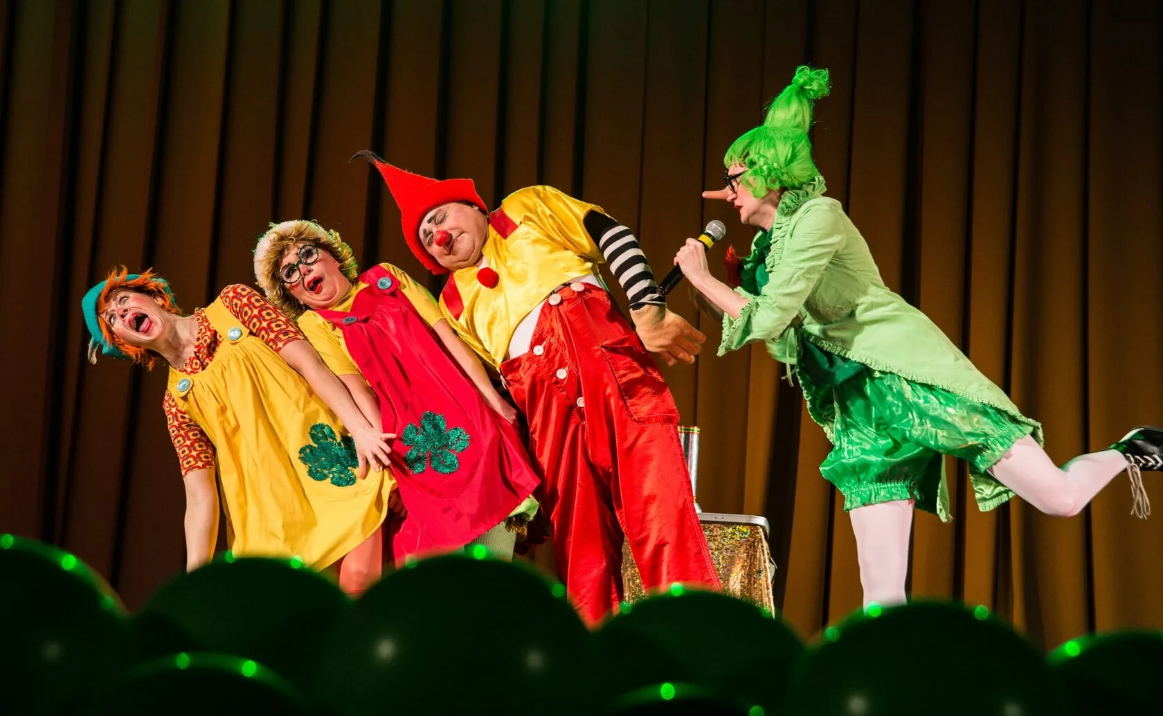 Афиша: Цирк. Хи-хи шоу в Санкт-Петербурге 25 апреля 2026