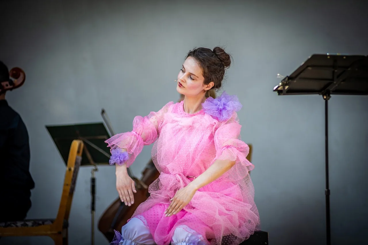 Афиша: Ванькины именины в Екатеринбурге 19 апреля 2026