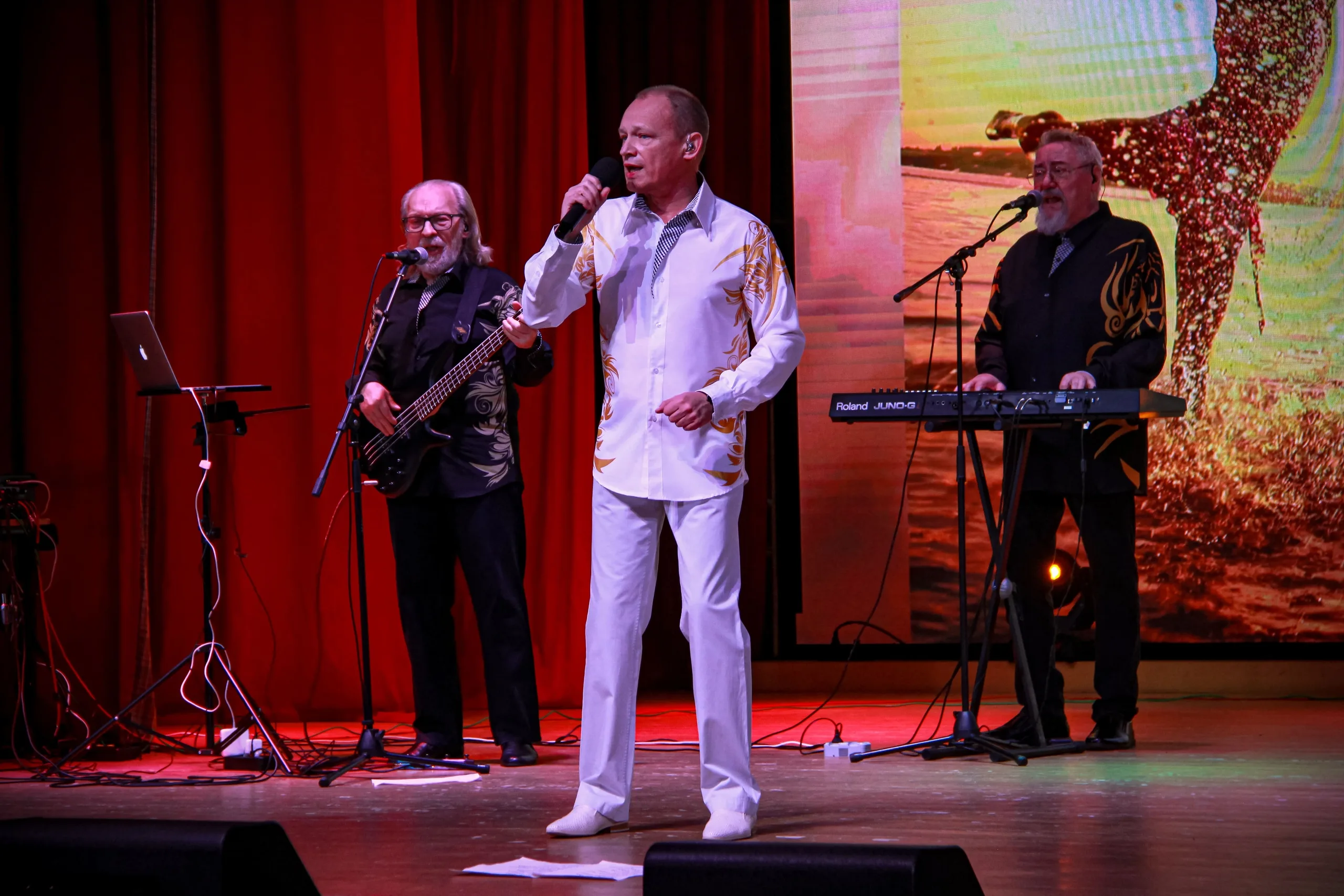 Афиша: ВИА «Верные сердца» в Смоленске 26 апреля 2026