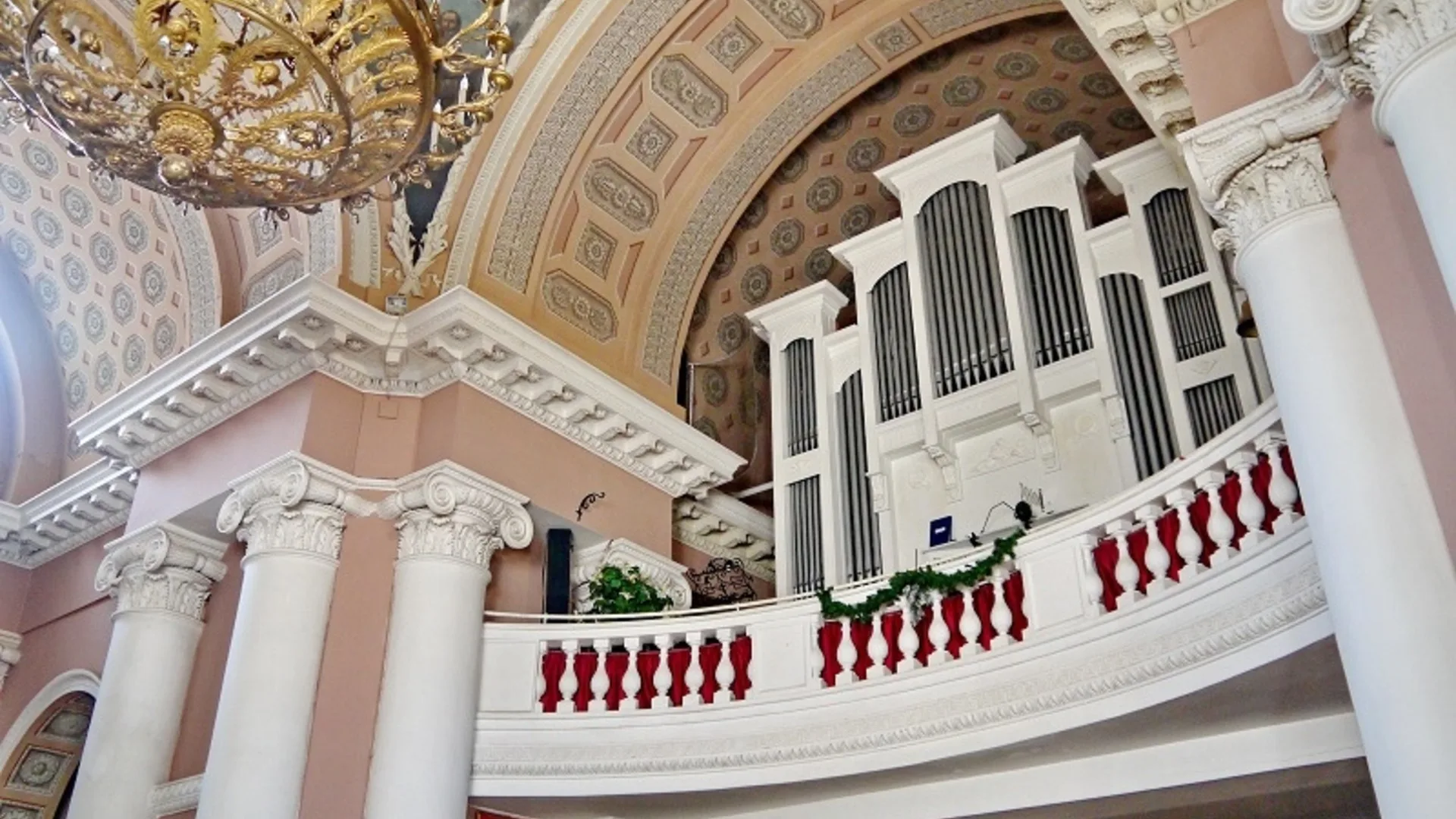 Афиша: Виртуозный орган при свечах в Санкт-Петербурге 10 апреля 2026