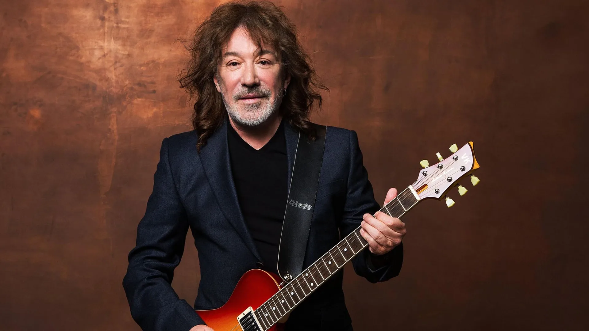 Афиша: Владимир Кузьмин в Тольятти 15 апреля 2026