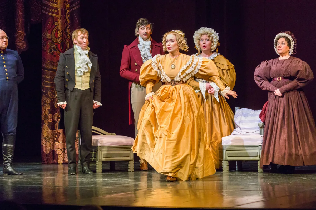 Афиша: Женитьба в Москве 12 апреля 2026