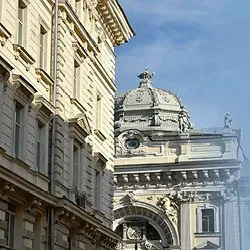 Афиша: Экскурсия по Петровке в Москве 16 августа 2026