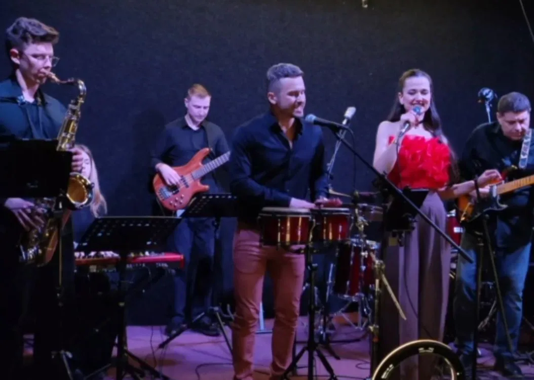 Афиша: Galary Band с программой «Magical Night Of The '80s» в Москве 25 августа 2026
