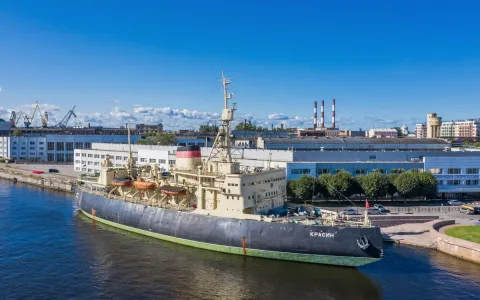 Афиша: Морской Петербург на катере: ледокол «Красин» и закрытые Адмиралтейские верфи в Санкт-Петербурге 18 августа 2026
