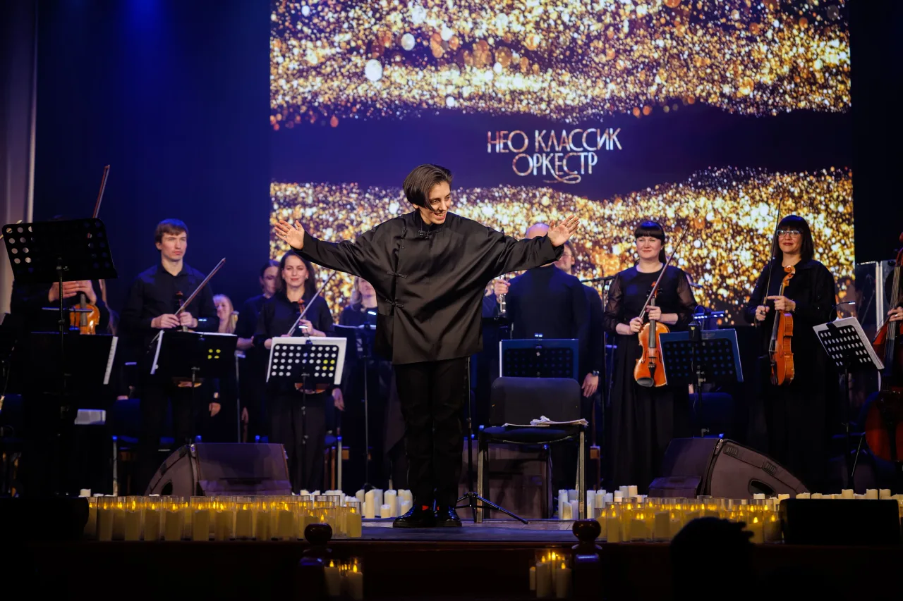 Афиша: NeoClassic Orchestra. Вселенная саундтреков. Хор и 4000 свечей в Сочи 29 августа 2026