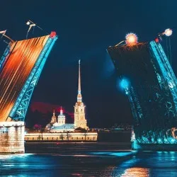 Афиша: Ночная экскурсия с прогулкой на автобусе и теплоходе по Петербургу в Санкт-Петербурге 12 августа 2026