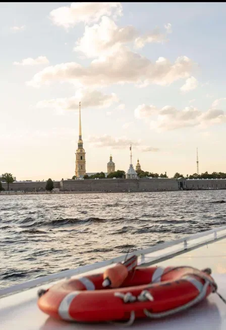 Афиша: Реки и каналы и Полуденный выстрел с борта теплохода в Санкт-Петербурге 12 августа 2026