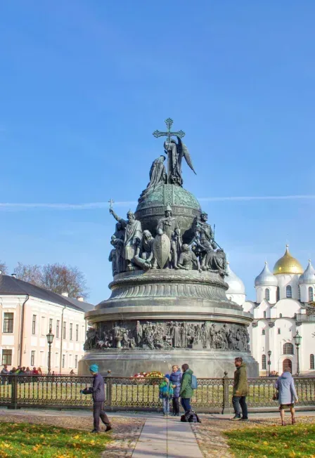 Афиша: Сокровища двух городов: Валдай и Великий Новгород в Санкт-Петербурге 22 августа 2026