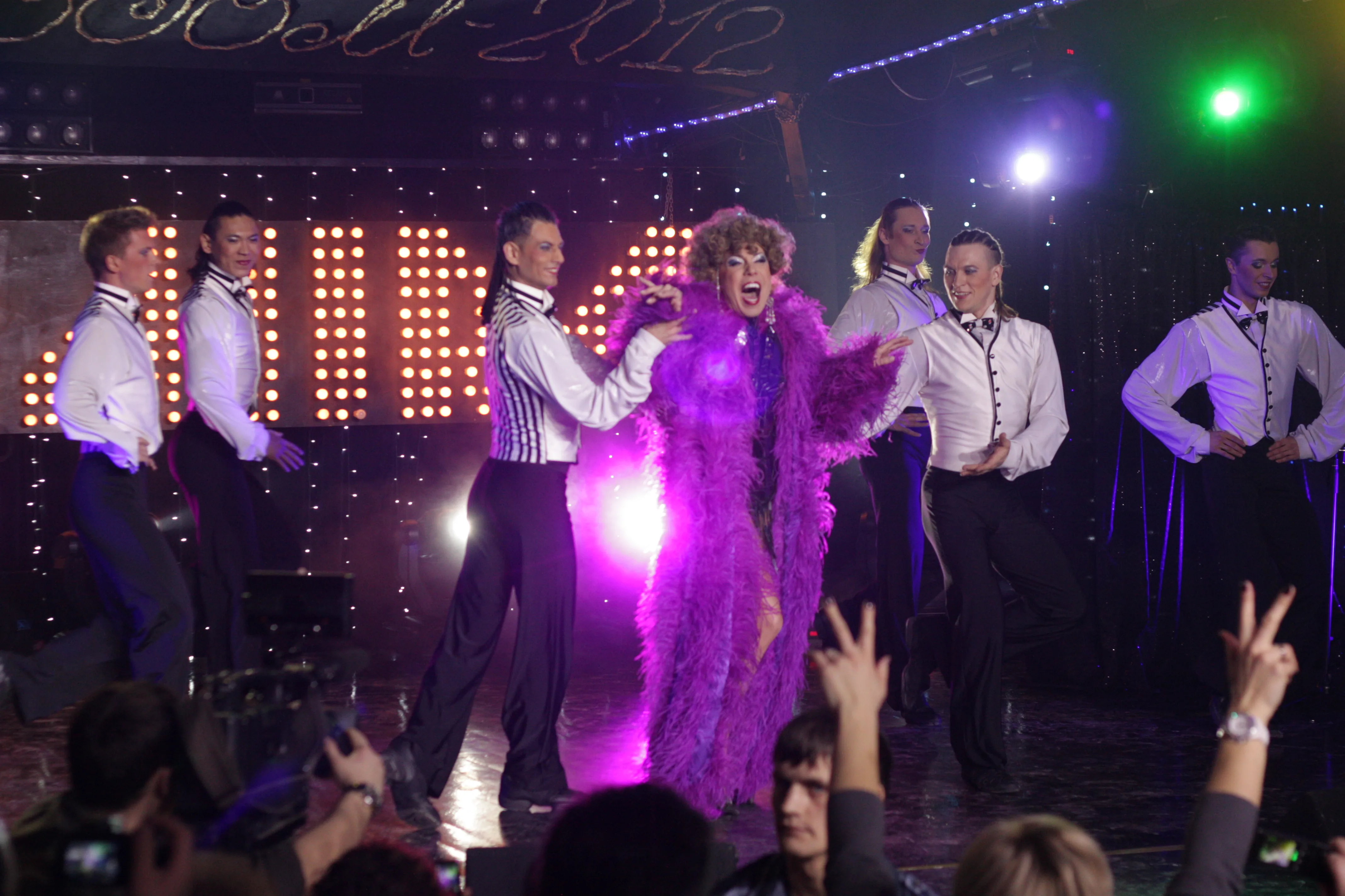 Афиша: Александр Песков в Великих Луках 18 декабря 2026