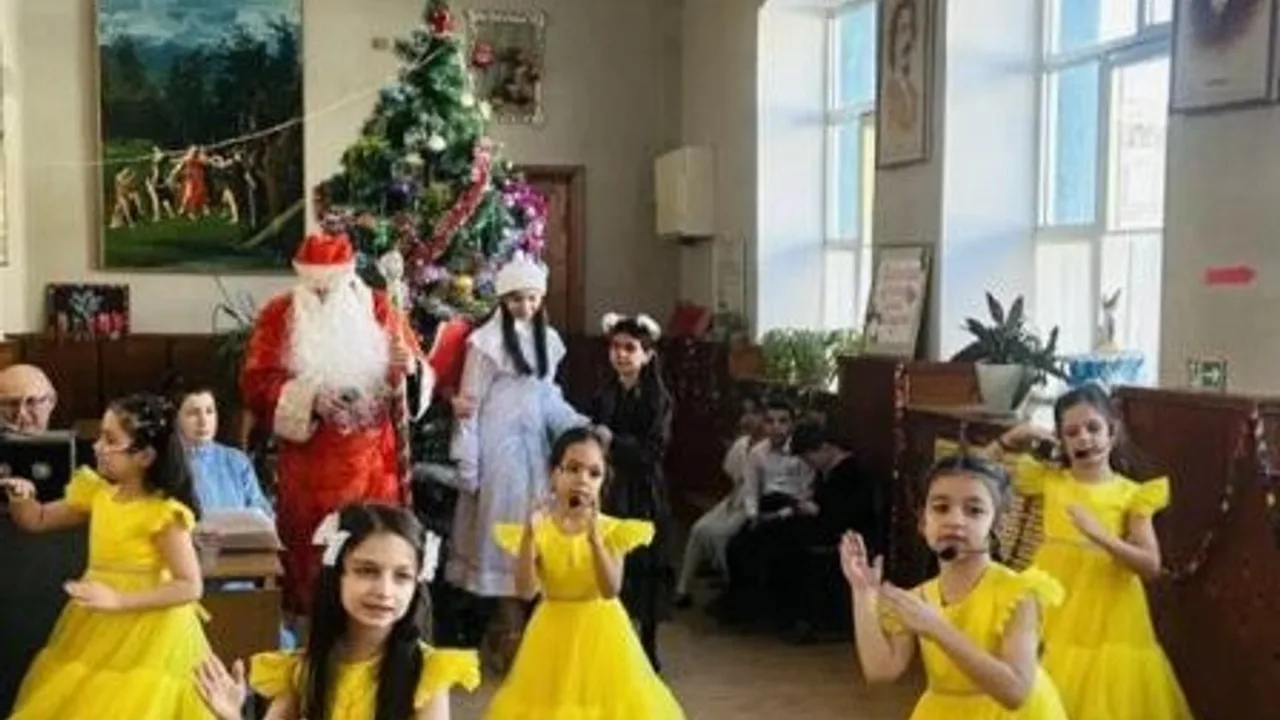 Афиша: Концерт «Новогодний маскарад» в Махачкале 17 декабря 2026