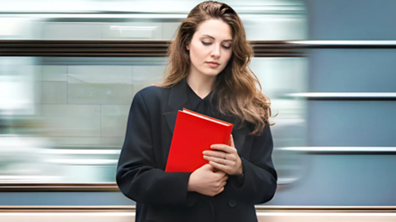 Афиша: Квест по метро Петербурга: для тех, кто хочет увидеть город иначе в Санкт-Петербурге 20 июля 2026