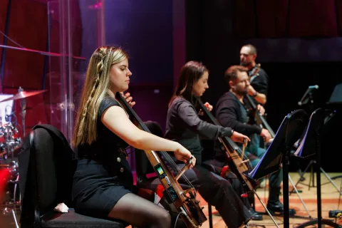 Афиша: Легендарные хиты русского рока на виолончелях. Magic Cellos Band в Москве 26 июля 2026