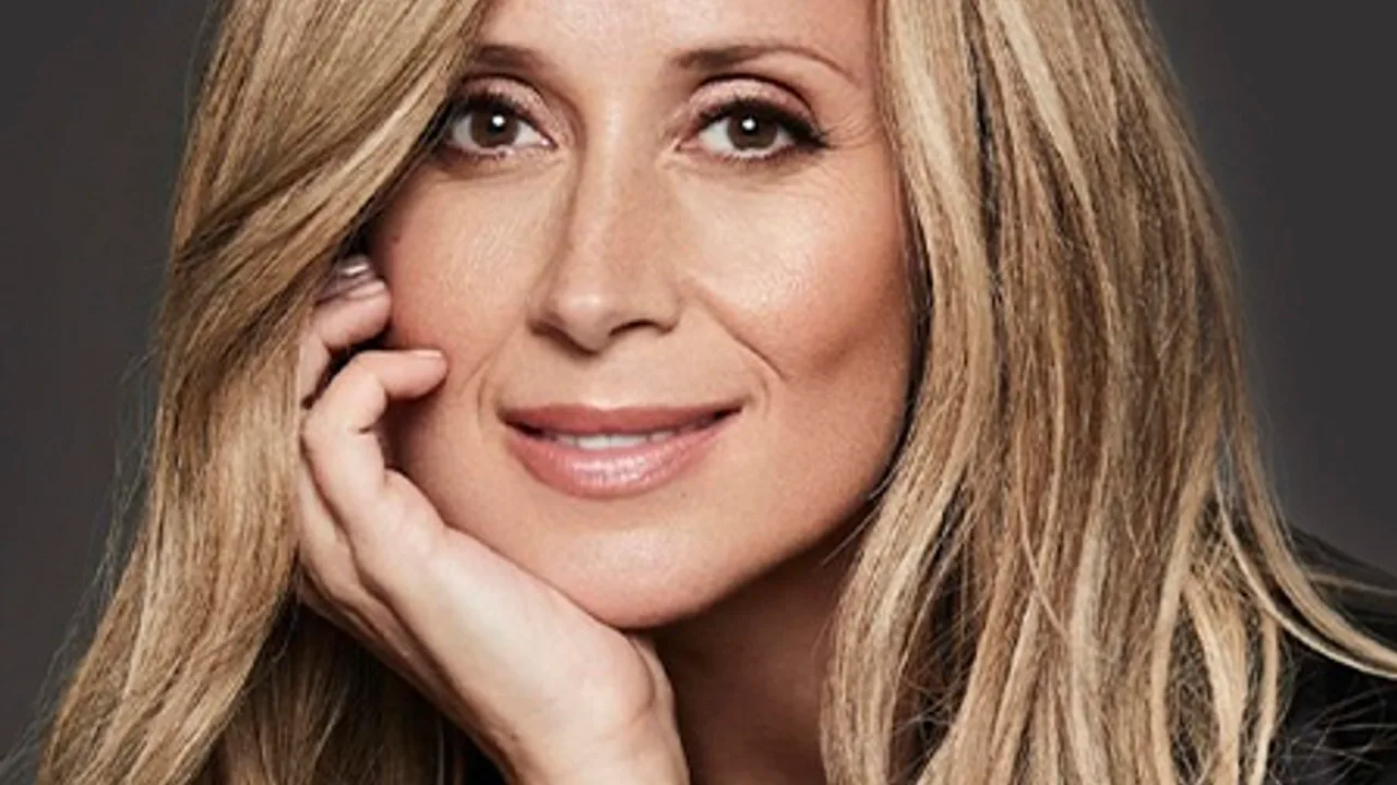 Афиша: Магия свечей. Lara Fabian трибьют в Санкт-Петербурге 16 июля 2026