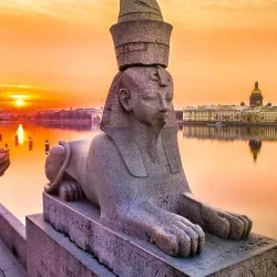 Афиша: Обзорная экскурсия по центру Петербурга и Кунсткамера без очереди в Санкт-Петербурге 17 июля 2026