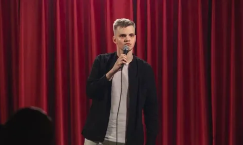 Афиша: Питерский Stand-up на Белинского в Санкт-Петербурге 26 июля 2026