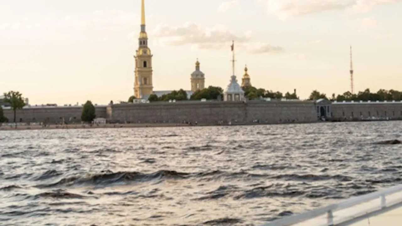 Афиша: Реки и каналы и Полуденный выстрел с борта теплохода в Санкт-Петербурге 12 июля 2026