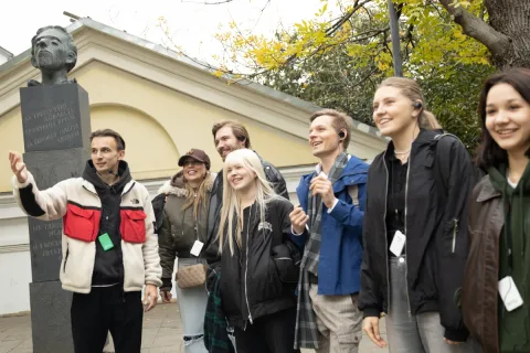 Афиша: Стендап-экскурсия по Китай-городу в Москве 16 июля 2026