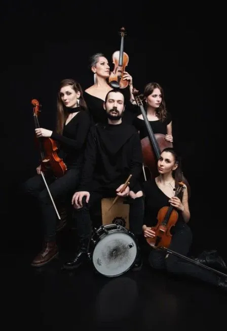 Афиша: Atomic Cellos. Мировые рок-хиты на виолончелях в Москве 14 июня 2026