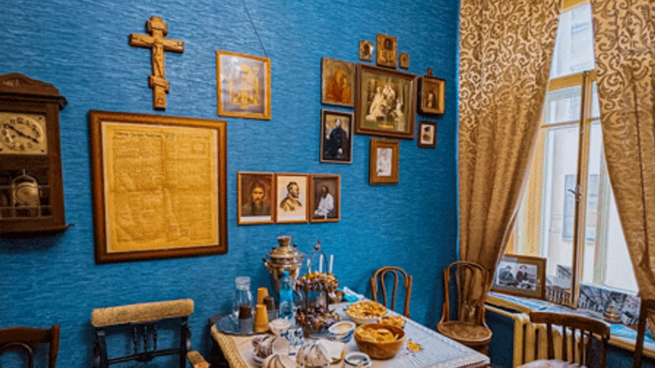 Афиша: Дом Распутина: мистика, история и чаепитие в синем кабинете в Санкт-Петербурге 20 июня 2026