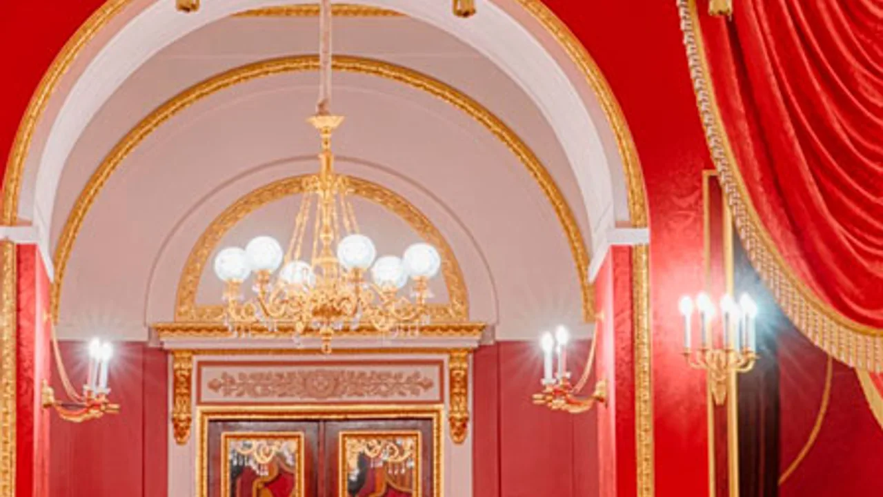 Афиша: Экскурсия «Театральный пролог» в Санкт-Петербурге 28 июня 2026