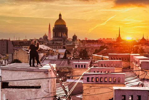 Афиша: Фотосессия на питерских улочках и романтика крыш в Санкт-Петербурге 3 июня 2026