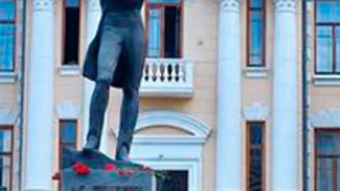 Афиша: И богатства пушкинского слога не забыты будут на Руси. Поэтическая горница в Смоленске 5 июня 2026