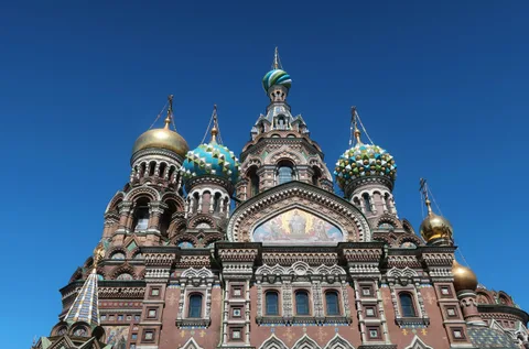 Афиша: Классический Петербург: легенды и сюрпризы центра города в мини-группе в Санкт-Петербурге 3 июня 2026