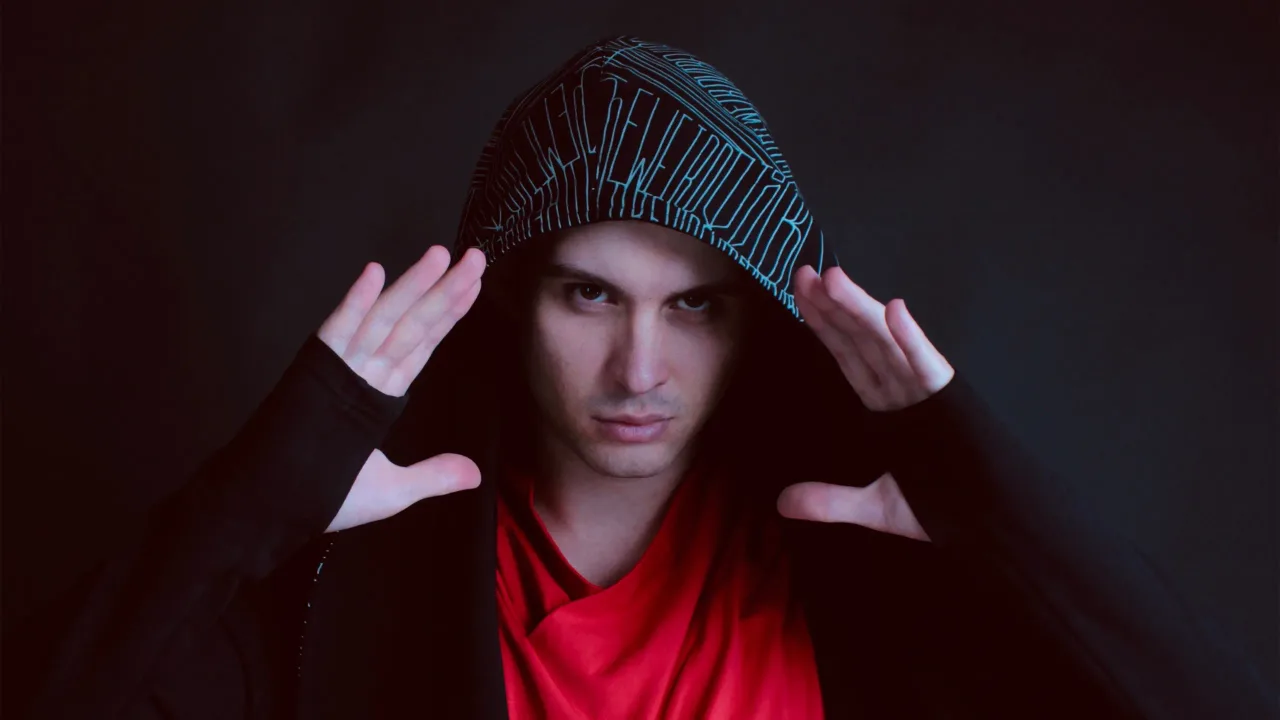 Афиша: Летний концерт: Vlad Zotov, Monovika, Роман Исаев в Москве 21 июня 2026