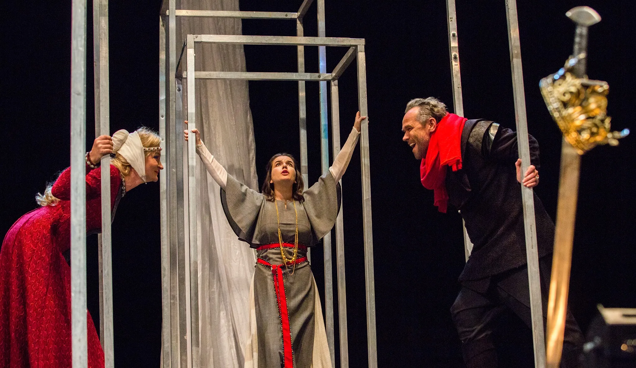 Афиша: Лев зимой в Екатеринбурге 14 июня 2026