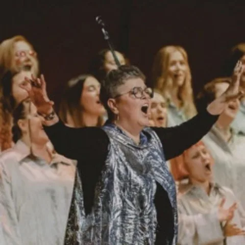 Афиша: Ольга Олейникова & Sunny Side Singers в Москве 14 июня 2026