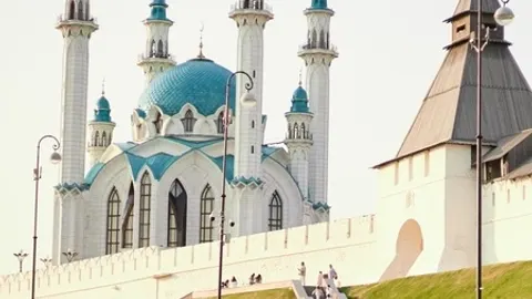 Афиша: Парадная Казань: прогулка с фотографом в Казани 8 июня 2026
