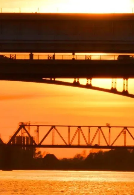 Афиша: Семь мостов: Аудиоэкскурсия в Новосибирске 22 июня 2026