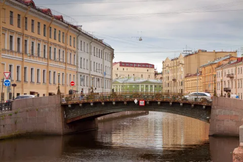 Афиша: Сердце Петербурга. Расширенная экскурсия по доходным домам и их парадным в Санкт-Петербурге 20 июня 2026