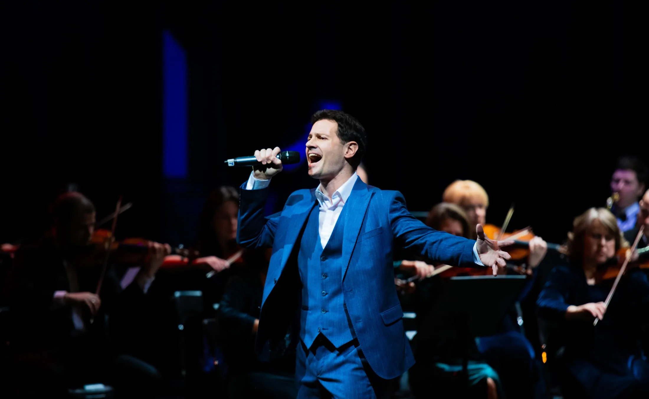 Афиша: Антон Макарский и оркестр им. Некрасова в Москве 10 марта 2027