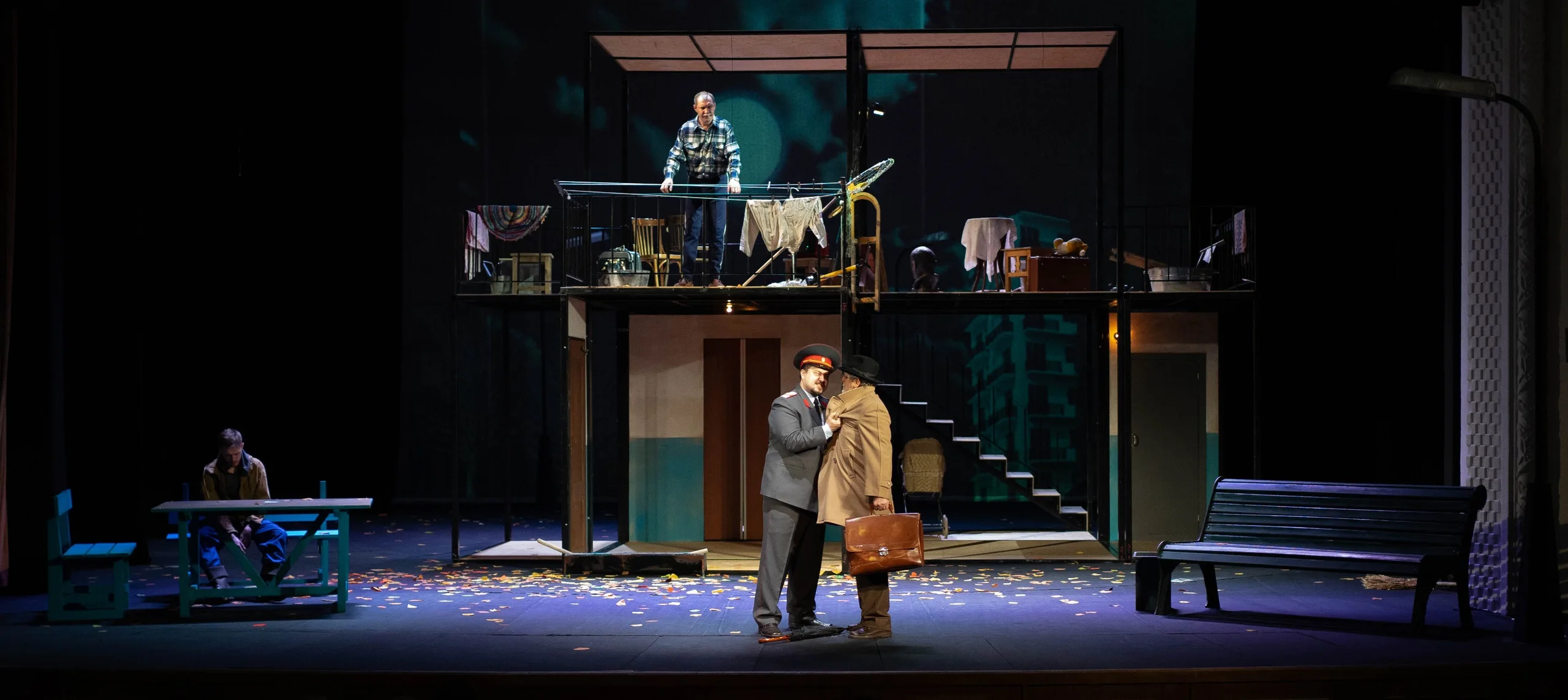 Афиша: Бульвар надежд в осенних листьях в Кемерово 17 мая 2026