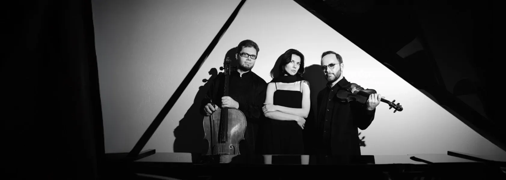 Афиша: Игры света / Jeux De Lumière в Перми 20 мая 2026