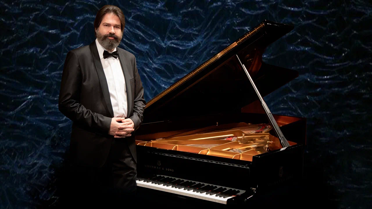 Афиша: Карен Корниенко. Tchaikovsky. Royal Ballet Gala в Санкт-Петербурге 20 мая 2026