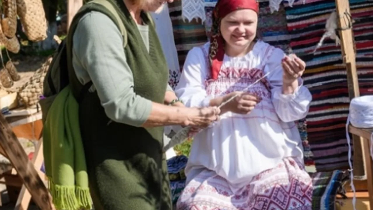 Афиша: Куклы народов России: Программа в Нижнем Новгороде 24 мая 2026
