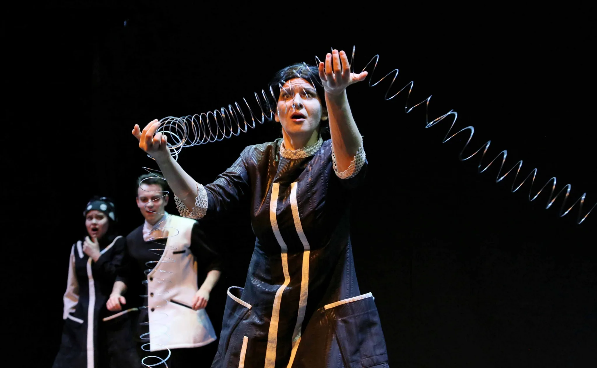 Афиша: Лес, ведьма и горящий шкаф в Москве 31 мая 2026