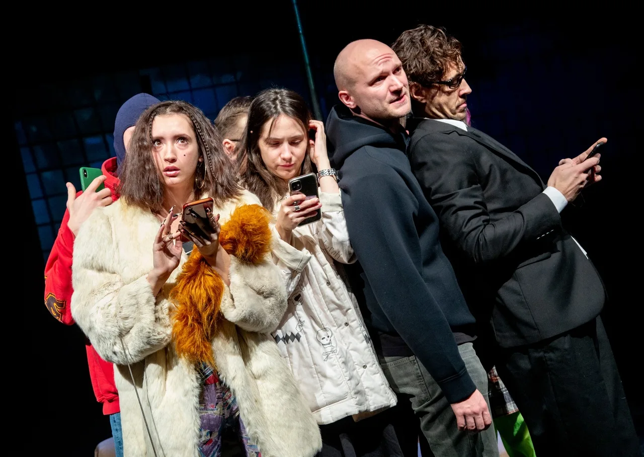 Афиша: Москва. Полный круг в Москве 6 мая 2026