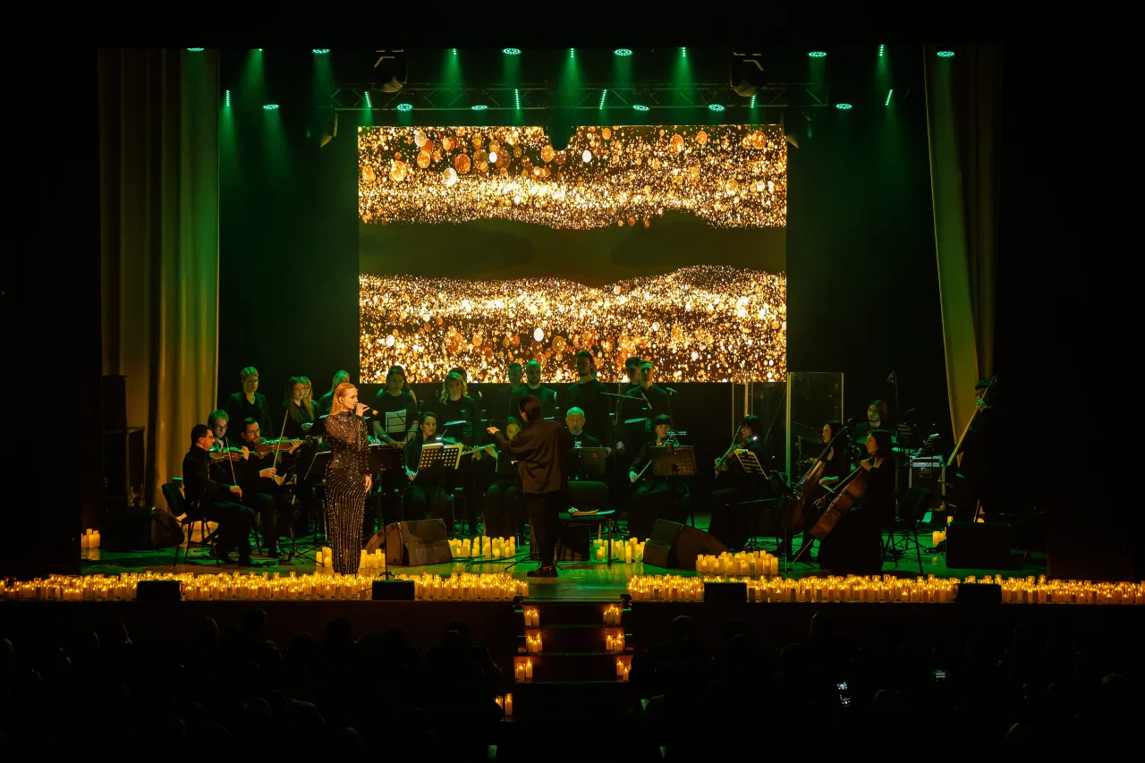 Афиша: Neo Classic Orchestra и хор. Идеальное свидание. 3000 свечей в Самаре 17 мая 2026