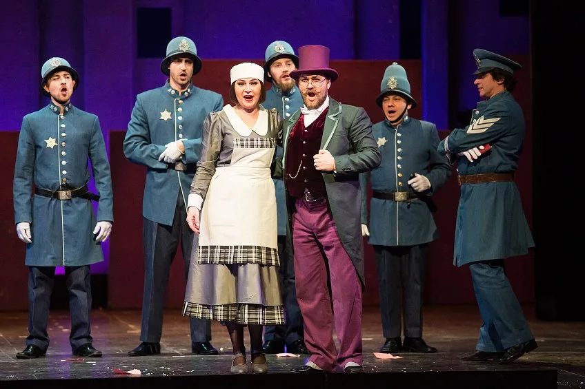 Афиша: Севильский цирюльник в Москве 19 мая 2026